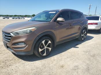  Salvage Hyundai TUCSON