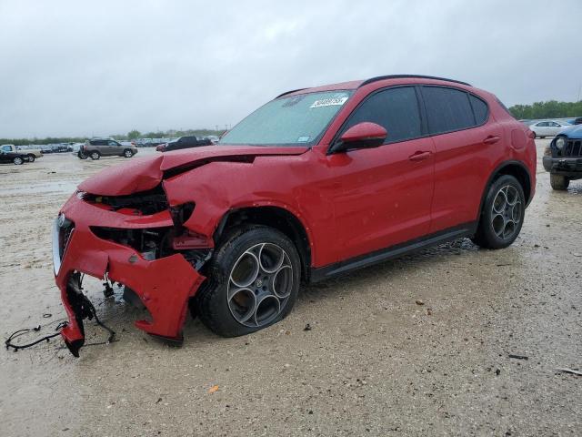  Salvage Alfa Romeo Stelvio