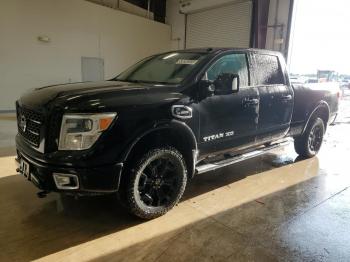  Salvage Nissan Titan