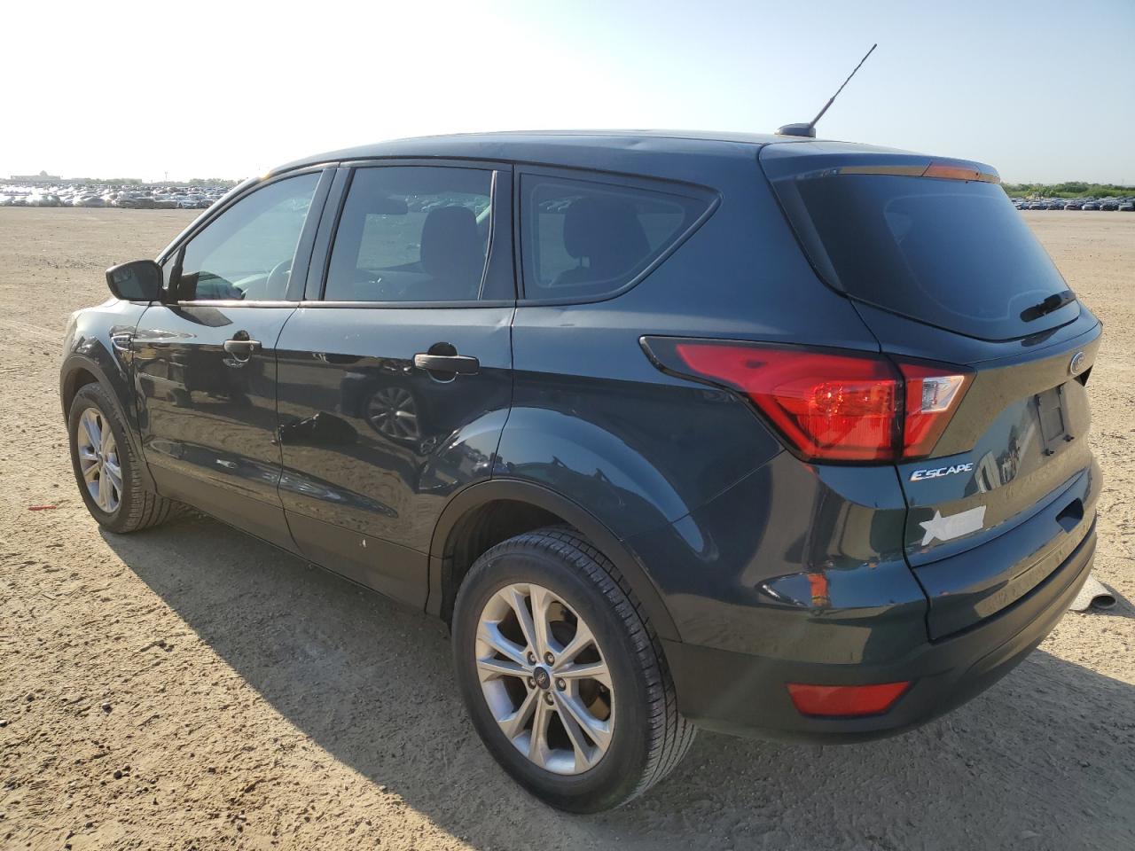 Ford Escape S Image 3