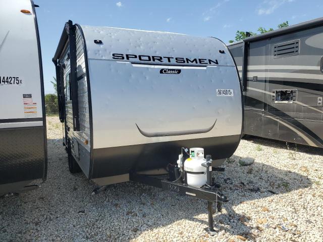  Salvage Sportsmen Travel Trl