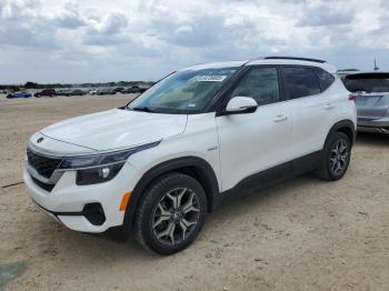  Salvage Kia Seltos