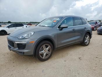  Salvage Porsche Cayenne