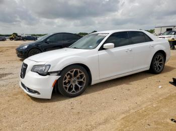  Salvage Chrysler 300