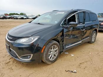  Salvage Chrysler Pacifica