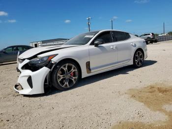  Salvage Kia Stinger