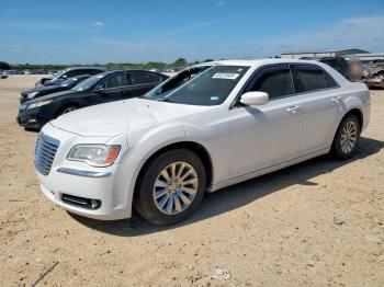  Salvage Chrysler 300