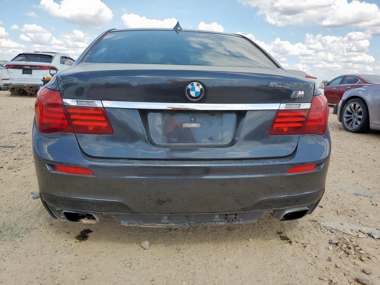 BMW 7 Series I Image 6