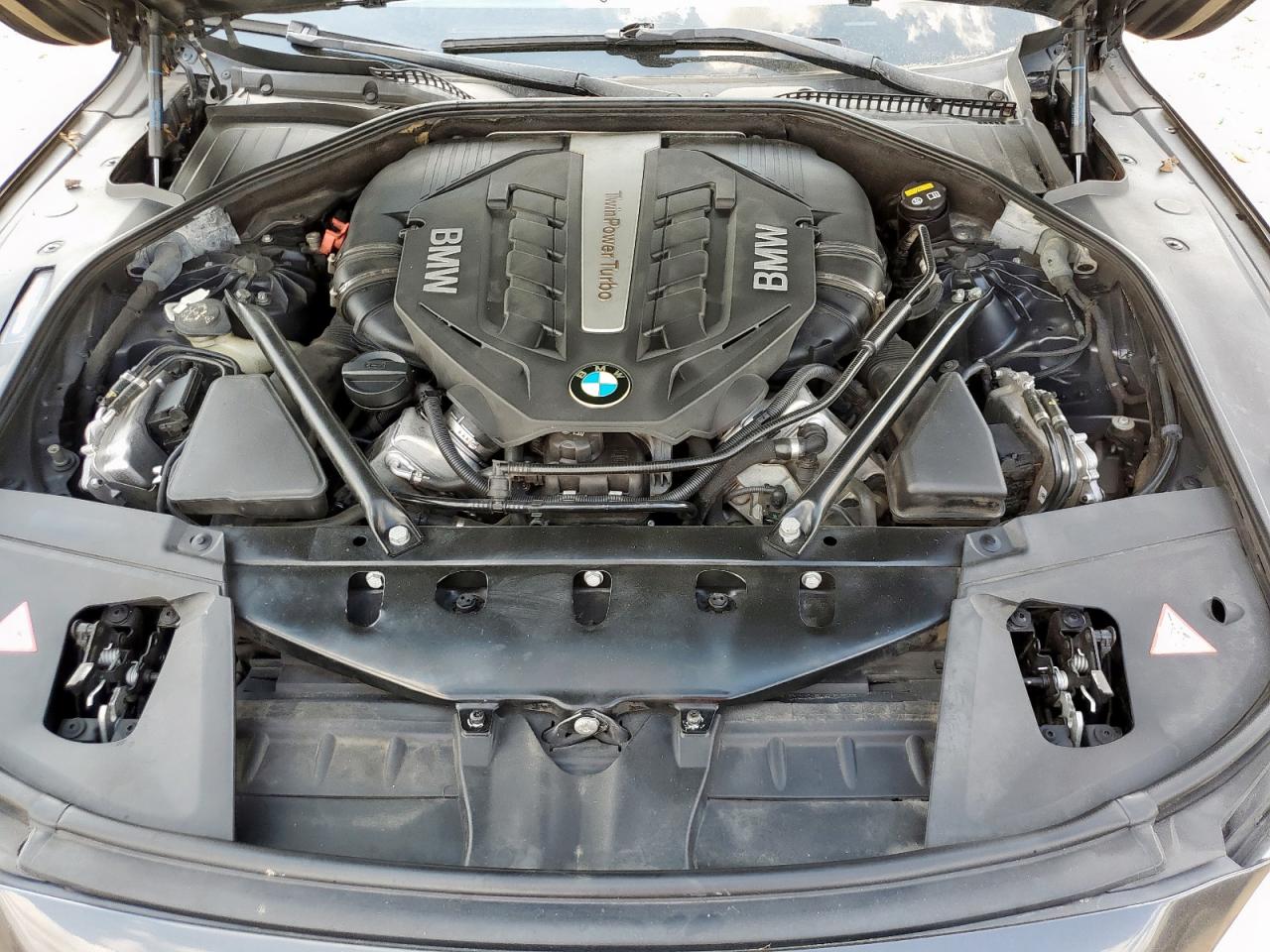 BMW 7 Series I Image 8