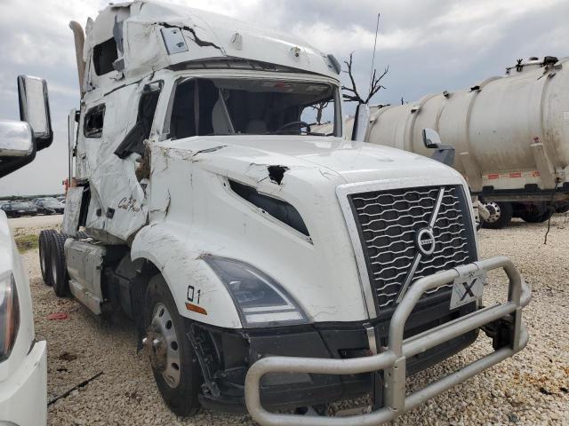  Salvage Volvo Vnl