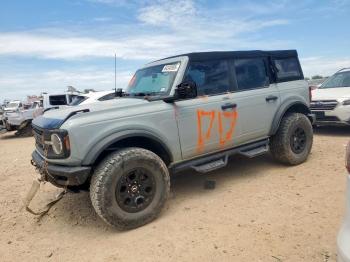  Salvage Ford Bronco