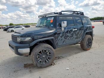  Salvage Toyota FJ Cruiser