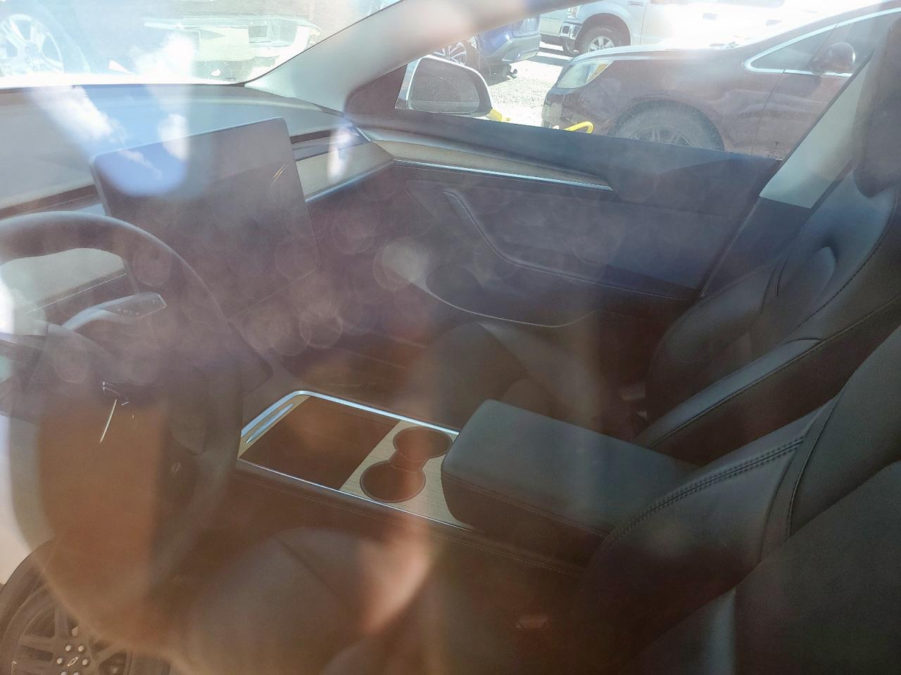 Tesla Model 3 Image 12