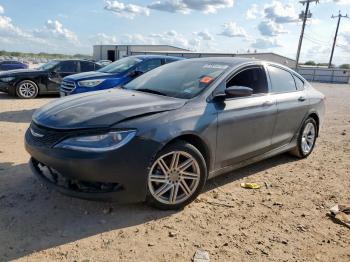  Salvage Chrysler 200
