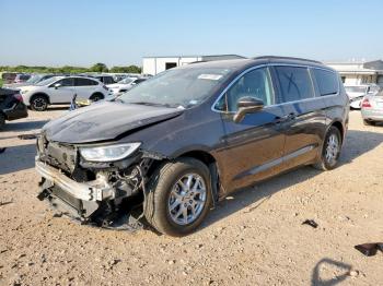  Salvage Chrysler Pacifica
