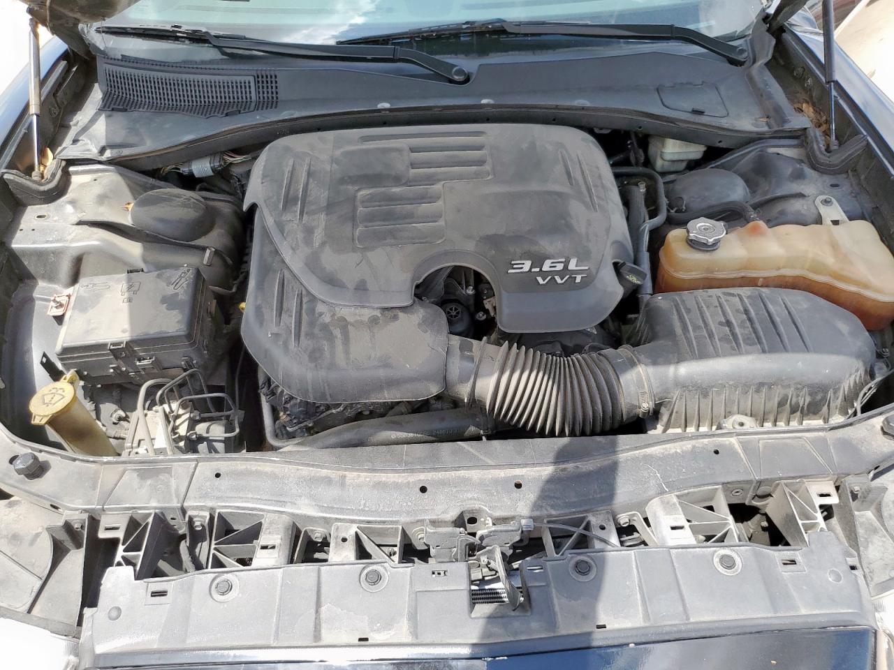 Dodge Charger Se Image 11