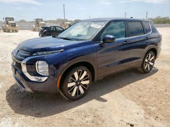 Salvage Mitsubishi Outlander