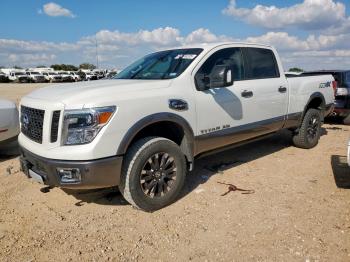  Salvage Nissan Titan