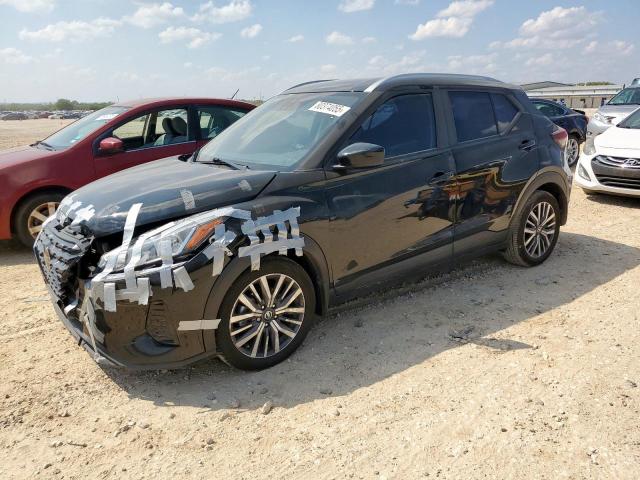  Salvage Nissan Kicks
