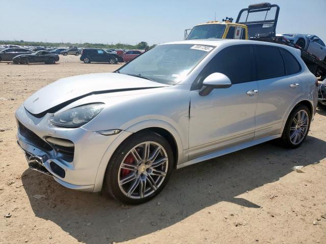  Salvage Porsche Cayenne