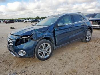  Salvage Mercedes-Benz GLA
