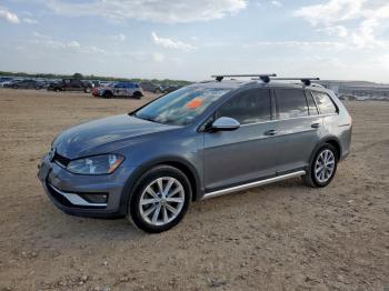  Salvage Volkswagen Golf