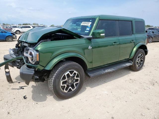  Salvage Ford Bronco