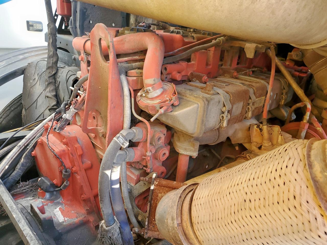 Autocar Llc Xpeditor Image 5