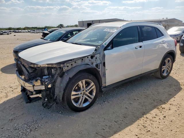  Salvage Mercedes-Benz GLA