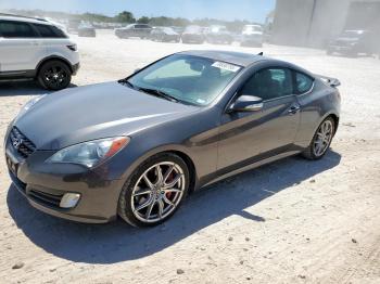  Salvage Hyundai Genesis