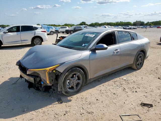  Salvage Kia K4 Lx