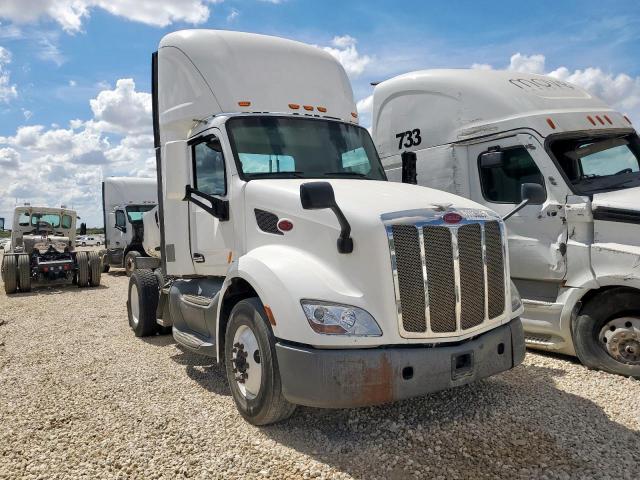  Salvage Peterbilt Tractor 579