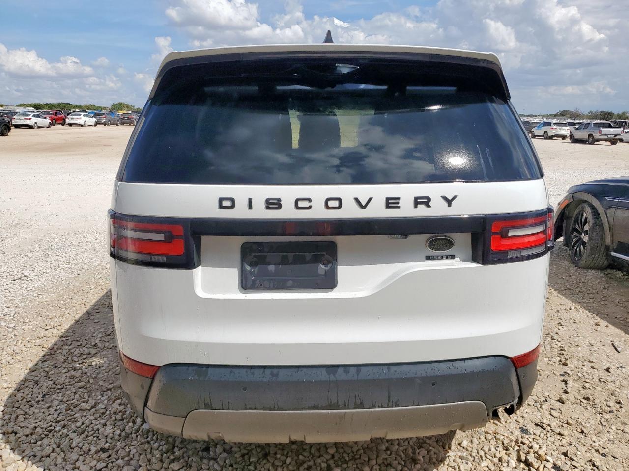 Land Rover Discovery Hse Luxury Image 6