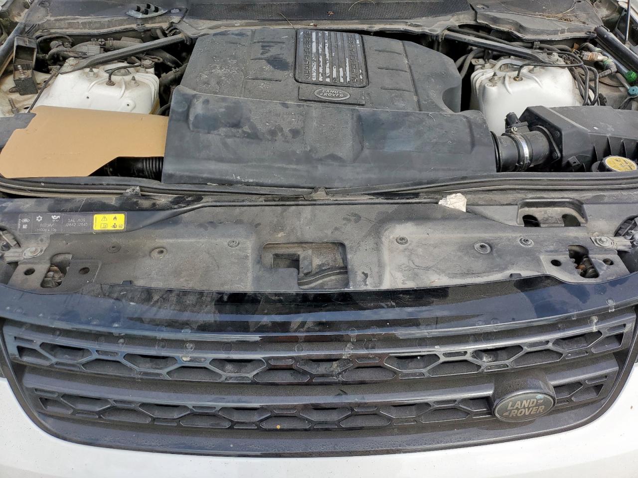 Land Rover Discovery Hse Luxury Image 9