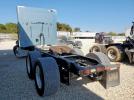 Peterbilt Tractor 579 Image 2
