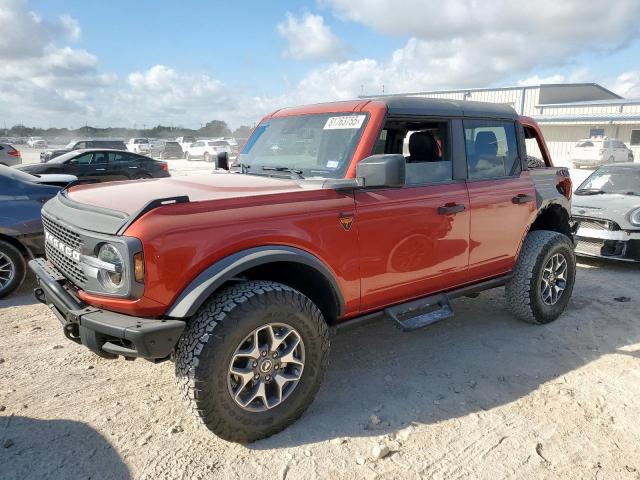  Salvage Ford Bronco