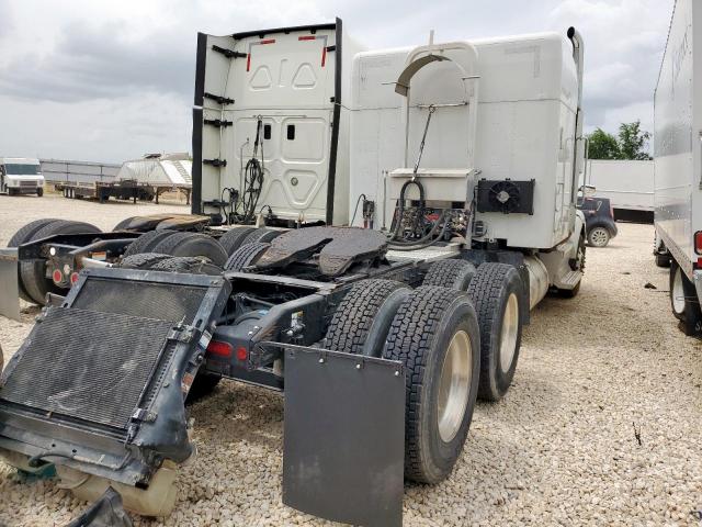 Peterbilt 579 Image 9
