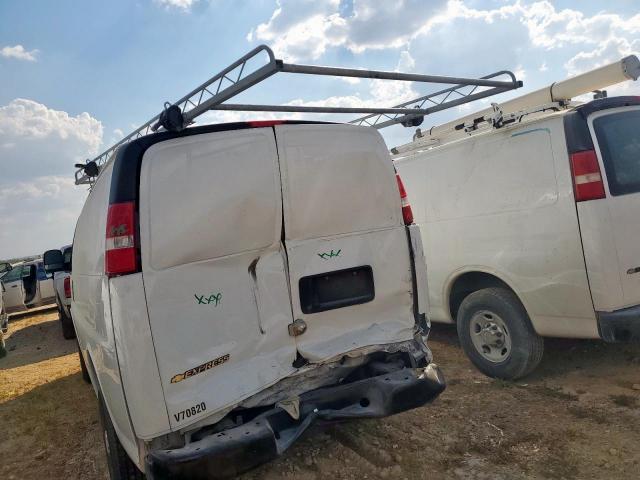 Chevrolet Express Image 9