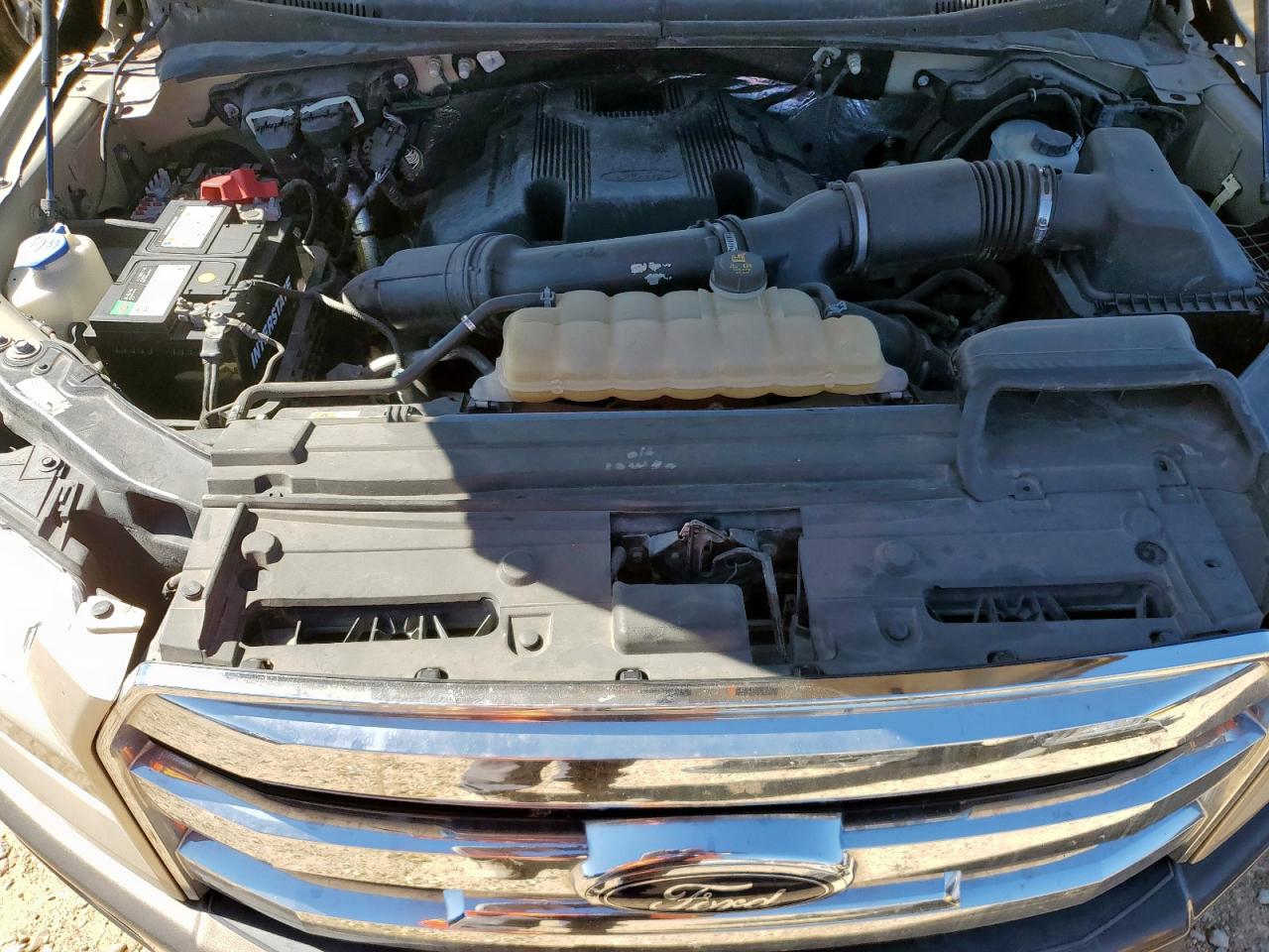 Ford F-150 Supercrew Image 10