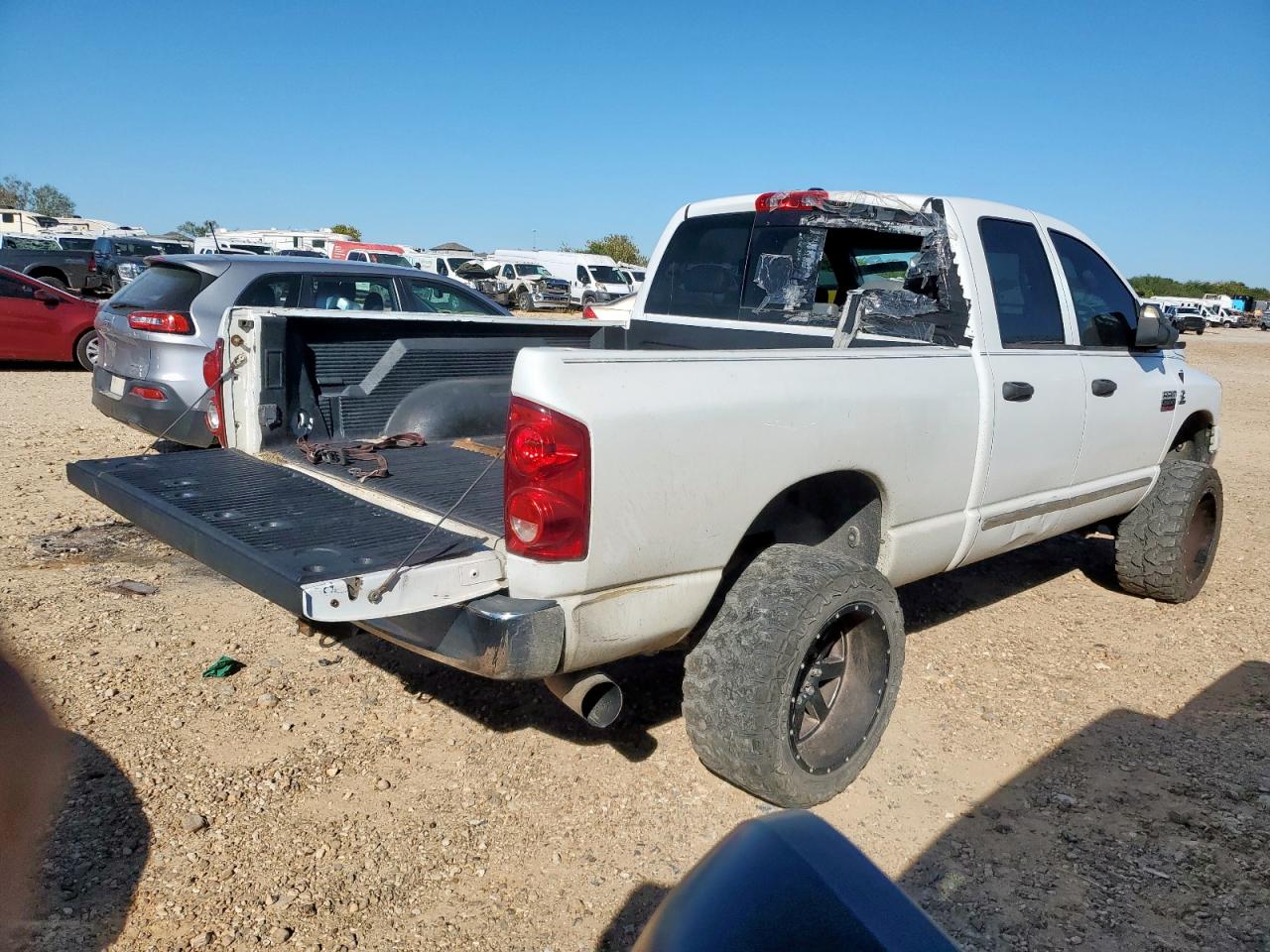 Dodge Ram 2500 St Image 13