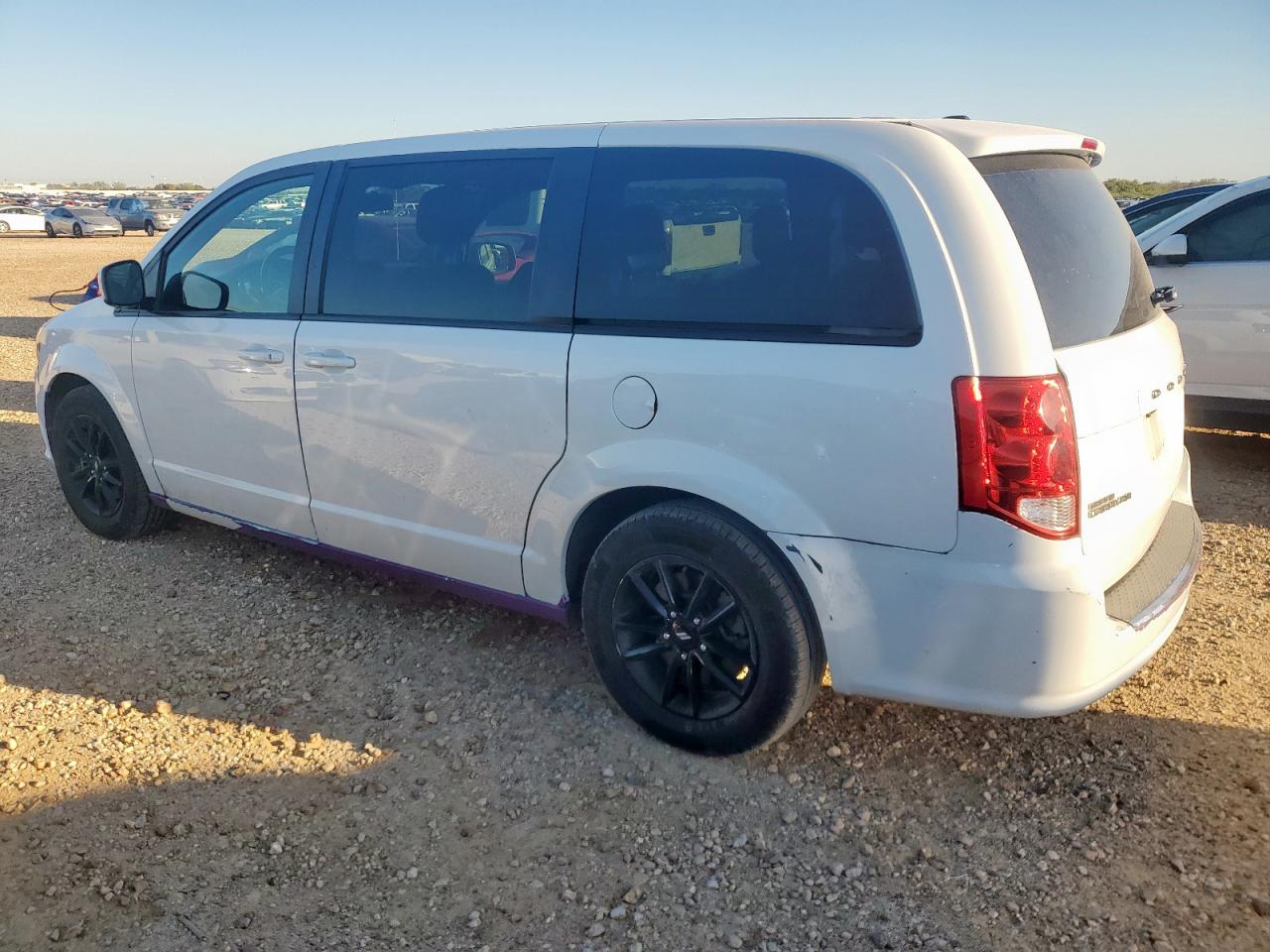 Dodge Caravan Gt Image 9