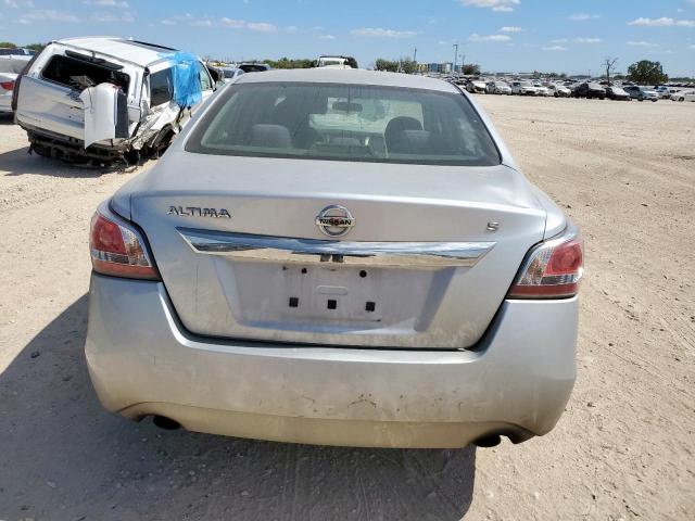 Nissan Altima 2.5 Image 9