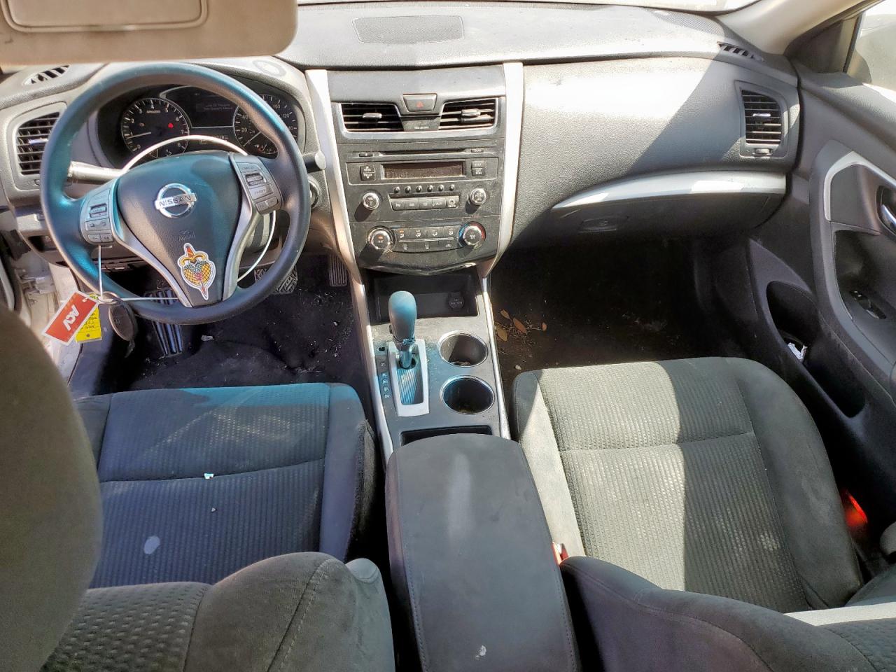 Nissan Altima 2.5 Image 6