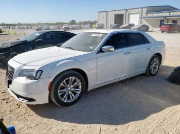  Salvage Chrysler 300