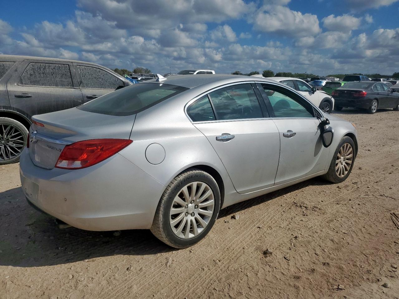 Buic Regal Premium Image 6