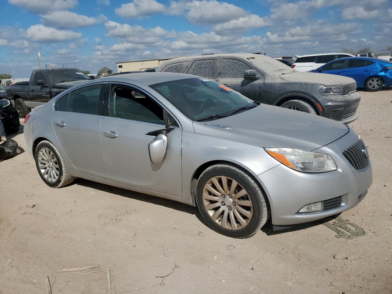 Buic Regal Premium Image 5