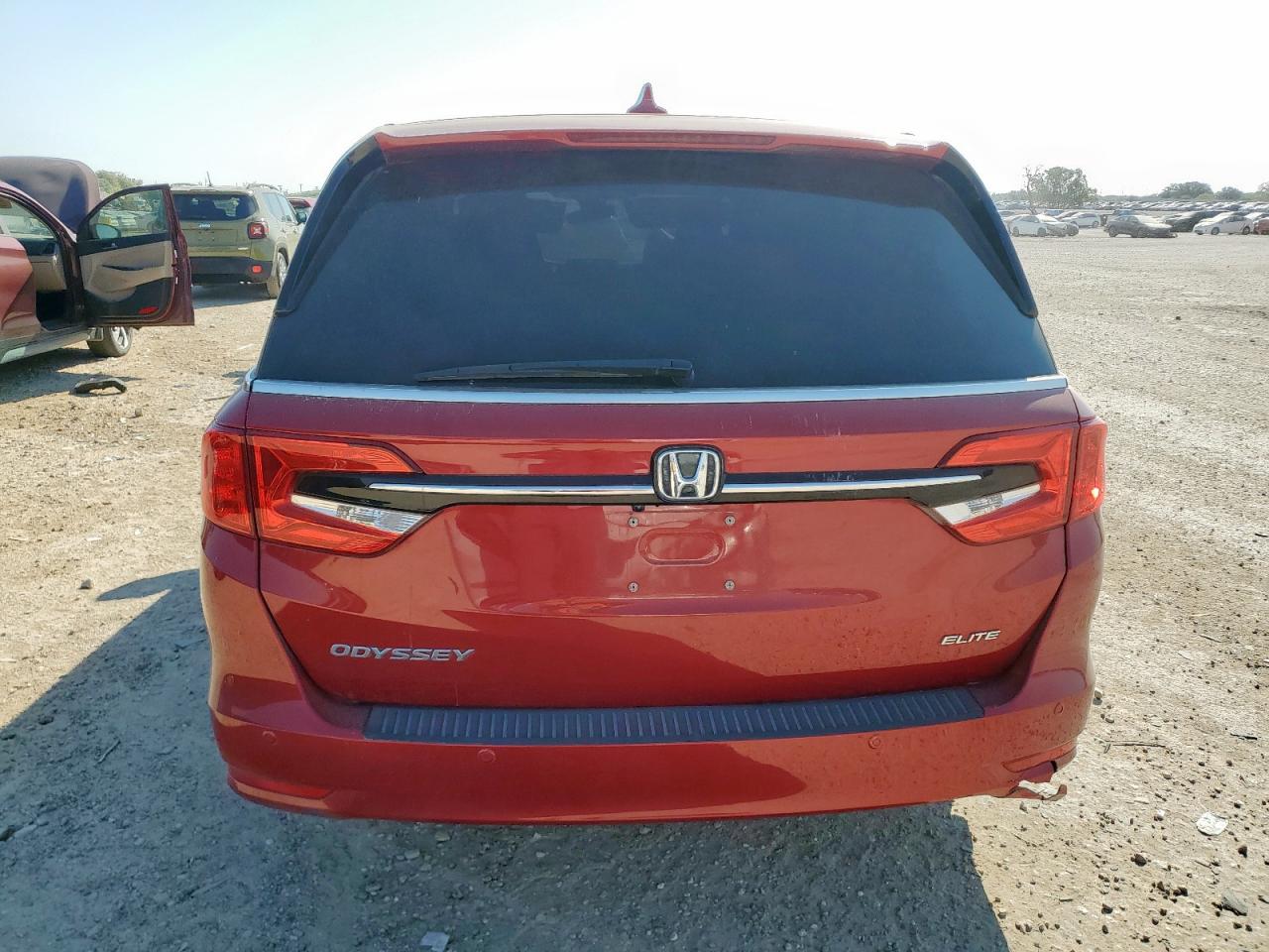 Honda Odyssey Elite Image 4