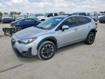  Salvage Subaru Crosstrek