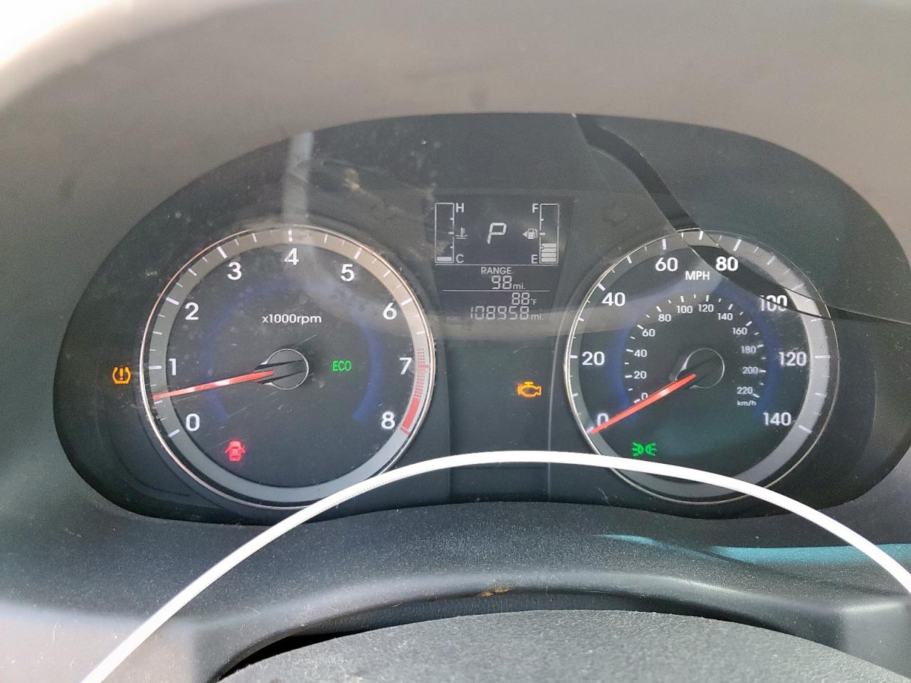 Hyundai ACCENT Se Image 11