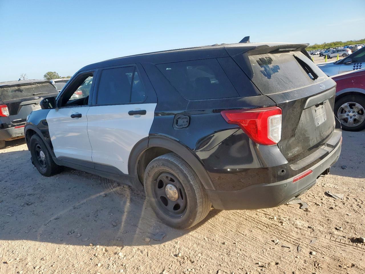 Ford Explorer Police Interceptor Image 2
